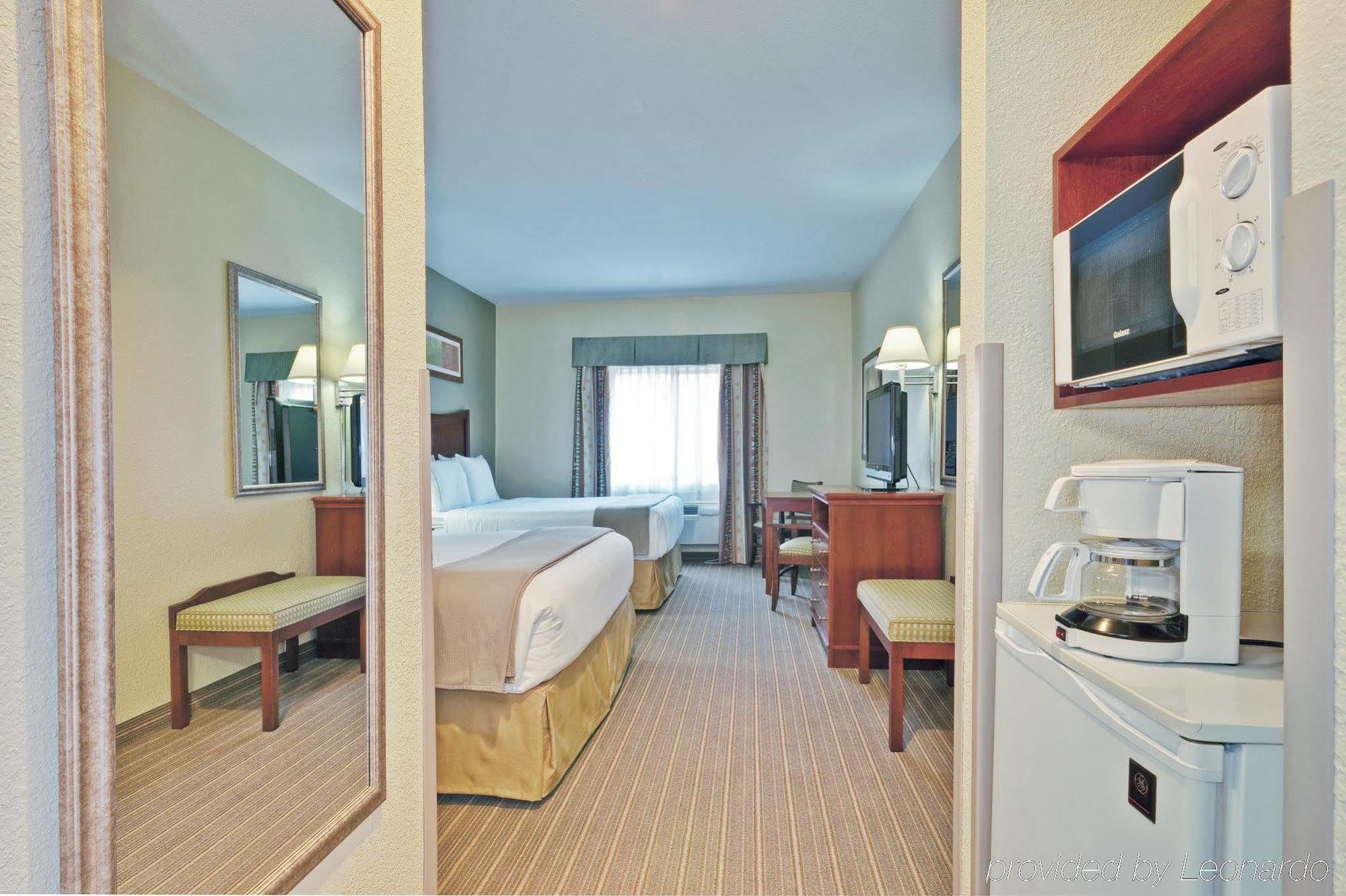Holiday Inn Express Winfield - Teays Valley Hurricane Exteriör bild