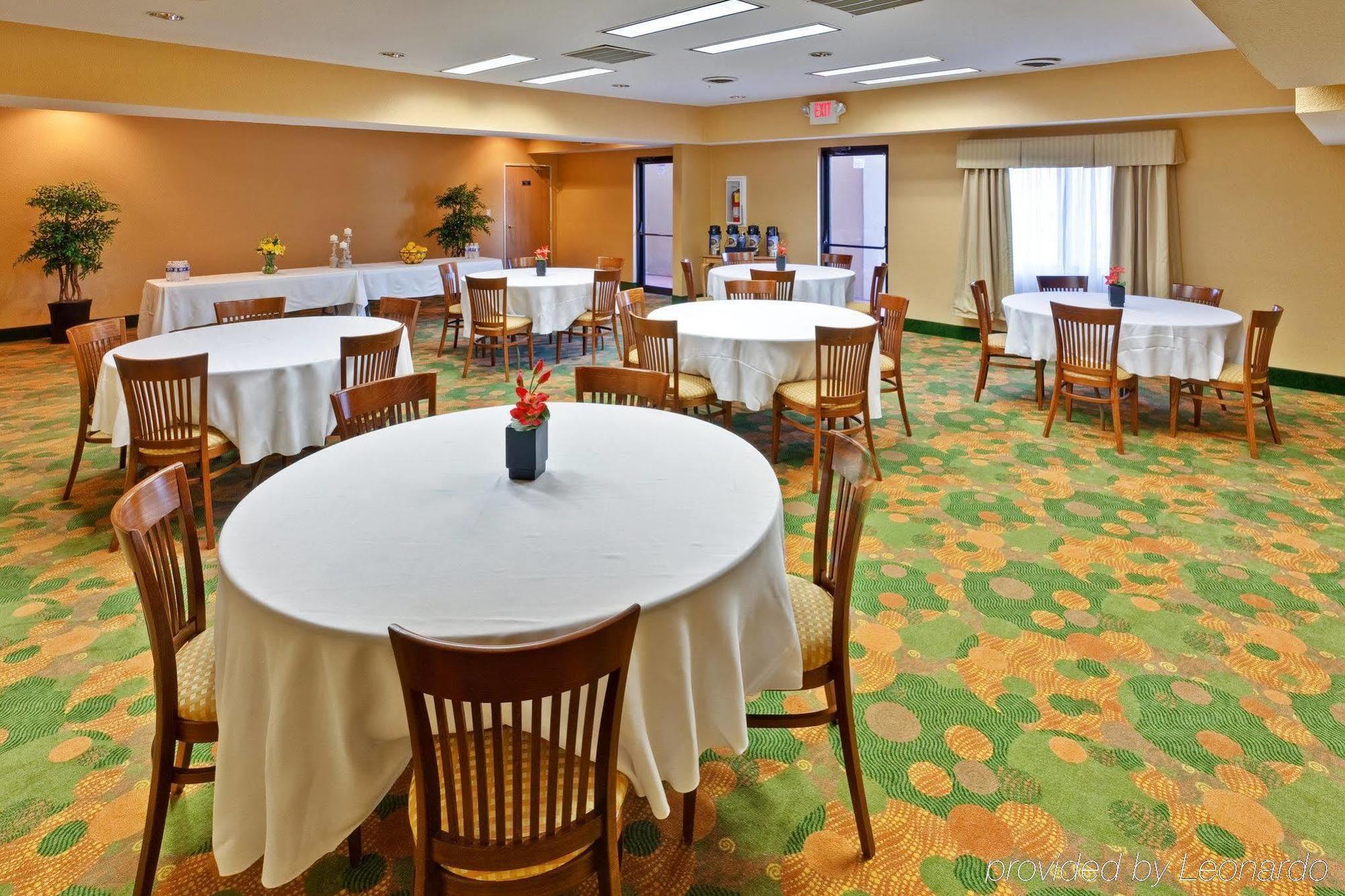 Holiday Inn Express Winfield - Teays Valley Hurricane Restaurang bild