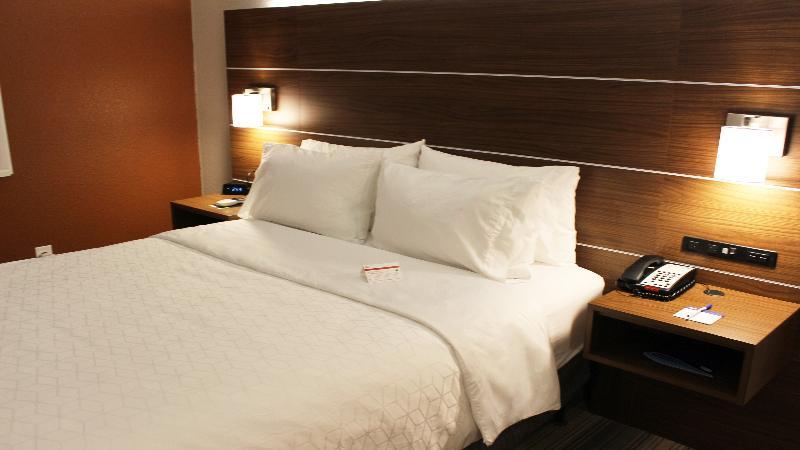 Holiday Inn Express Winfield - Teays Valley Hurricane Exteriör bild