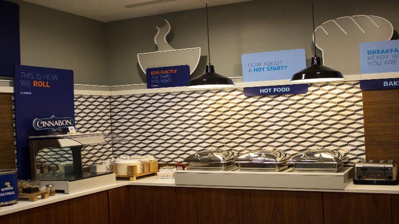 Holiday Inn Express Winfield - Teays Valley Hurricane Exteriör bild